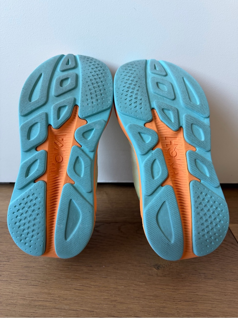 Hoka Rincon 4 Women’s Size 6.5 B Running Shoes - Picture 7 of 9